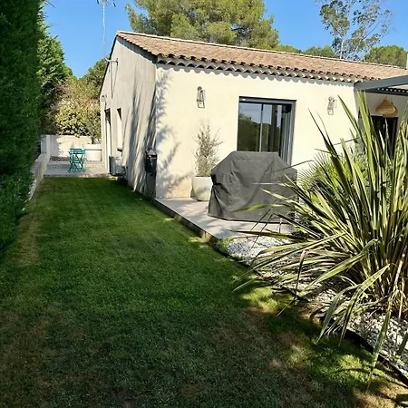 Architect-designed 150 M2 *