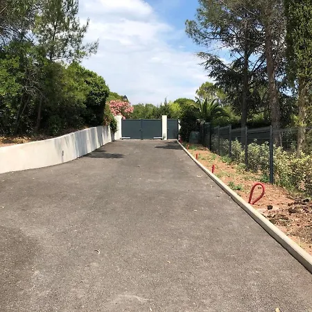 Architect-designed 150 M2