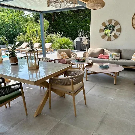 Architect-designed 150 M2