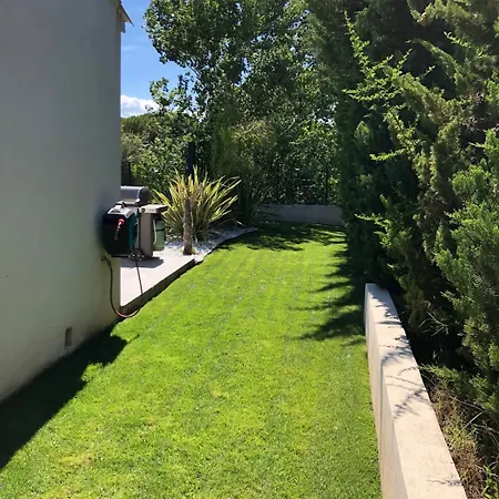 Architect-designed 150 M2 *